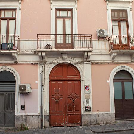 Ruggero Settimo - Holiday Houses คาตาเนีย ภายนอก รูปภาพ