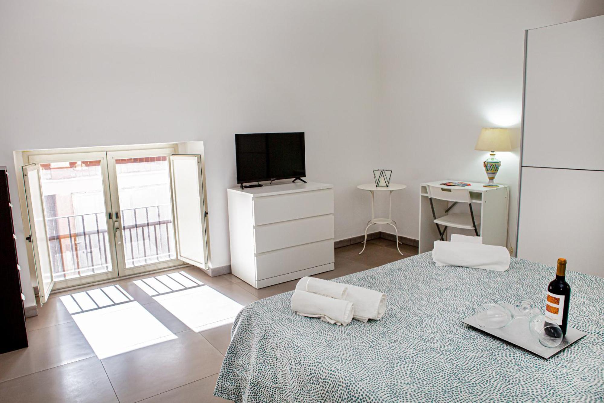 Ruggero Settimo - Holiday Houses คาตาเนีย ภายนอก รูปภาพ